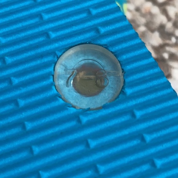 Vera Bradley Sandels - Picture 3 of 3